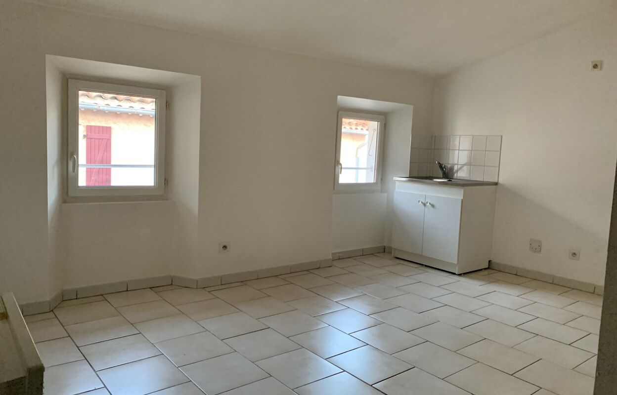 appartement 2 pièces 29 m2 à louer à Pierrefeu-du-Var (83390)