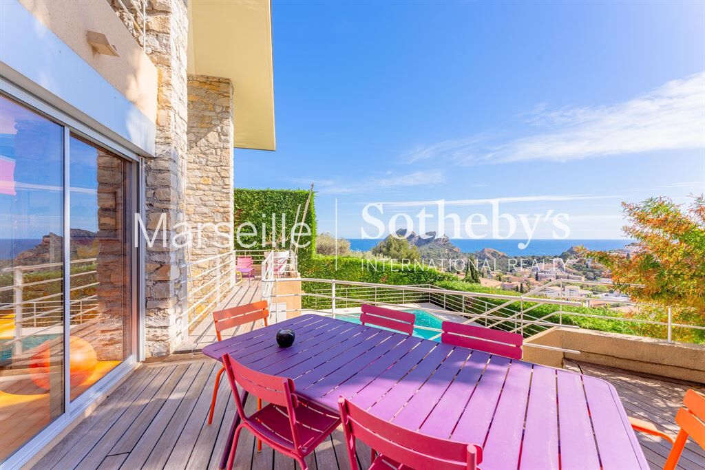 Villa / Maison 7 pièces  à vendre La Ciotat 13600