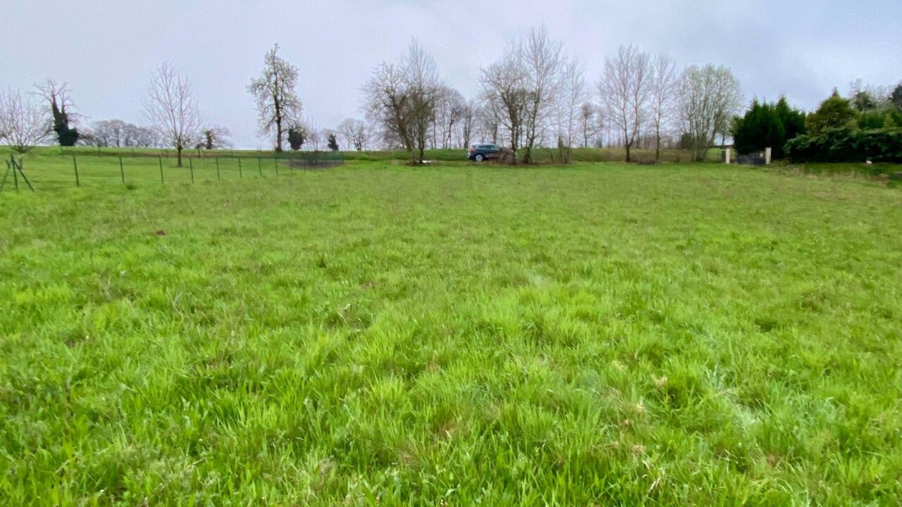 terrain  pièces 1686 m2 à vendre à Sadroc (19270)