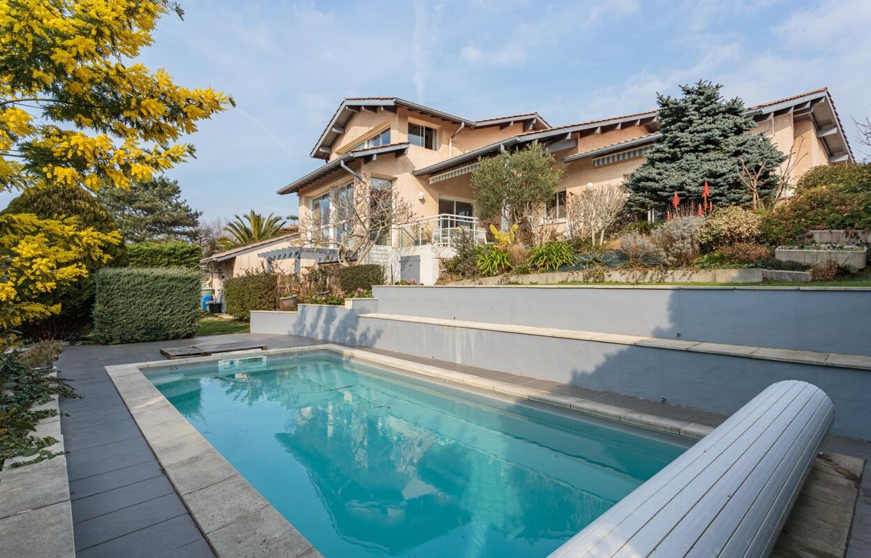 maison 6 pièces 257 m2 à vendre à Biarritz (64200)