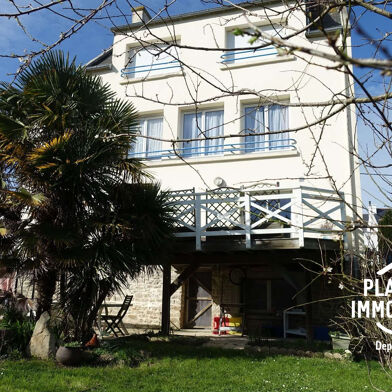 Maison 12 pièces 240 m²