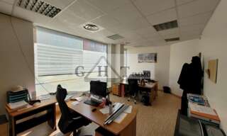 Bureau  234 m² à louer à Alfortville (94140)