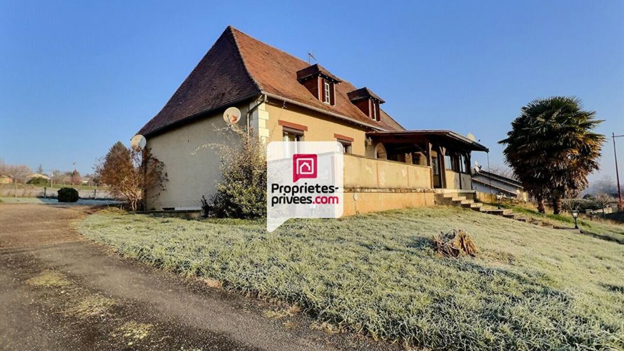 maison 10 pièces 273 m2 à vendre à Château-l'Évêque (24460)