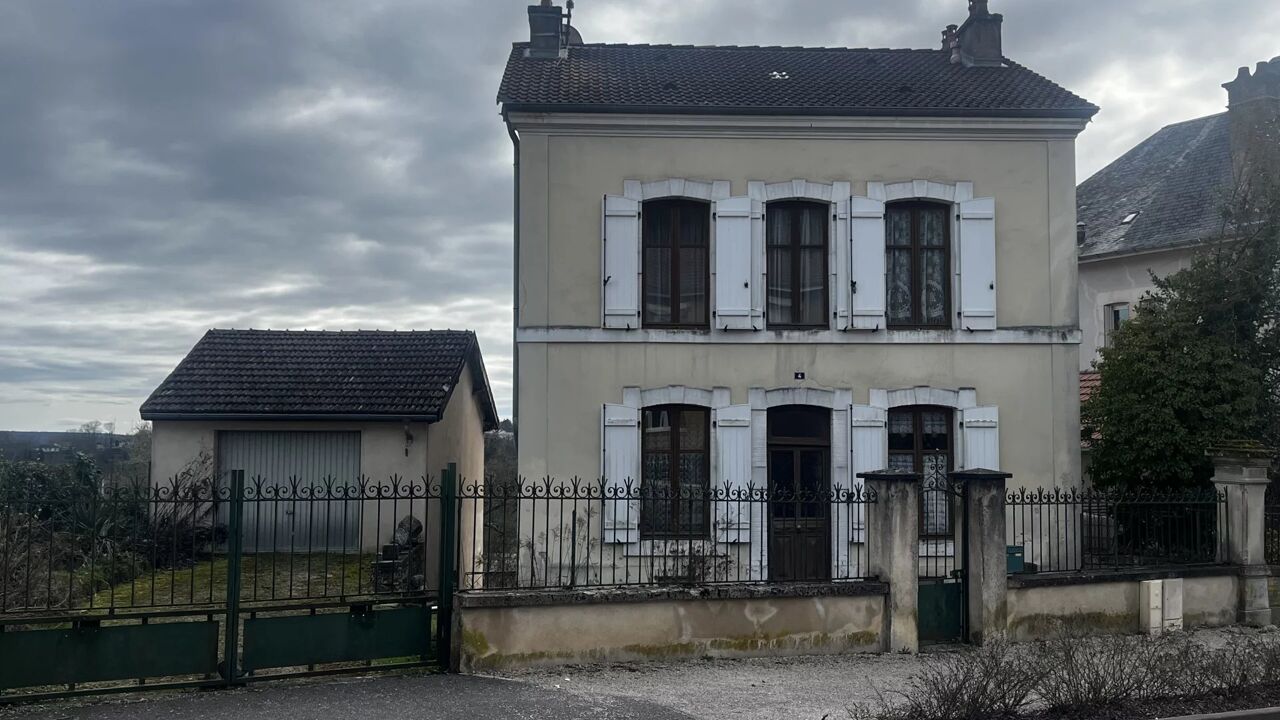 maison 5 pièces 99 m2 à Neufchâteau (88300)