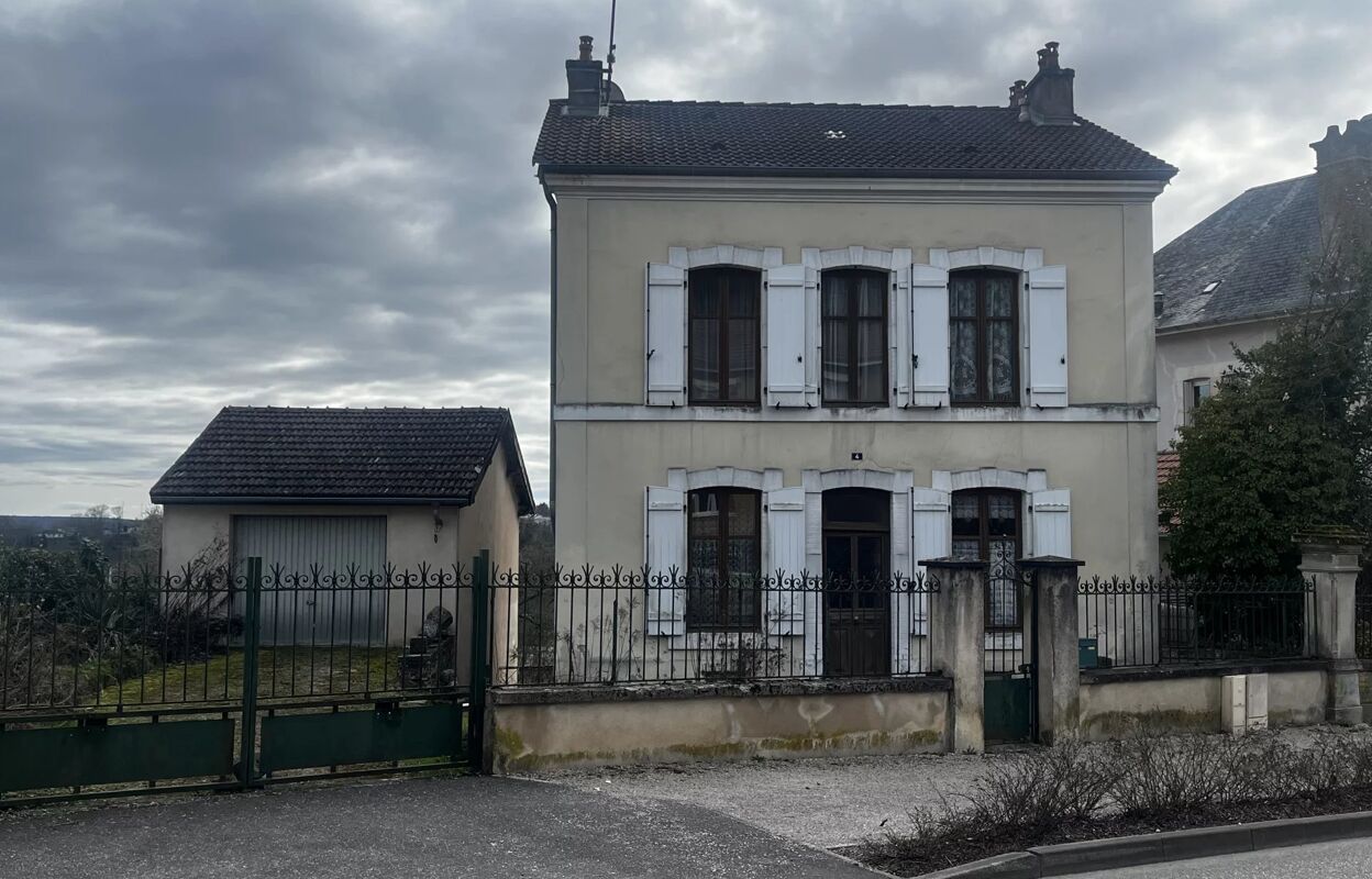 maison 5 pièces 99 m2 à Neufchâteau (88300)