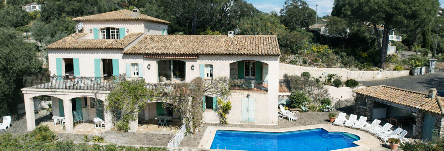 Maison 8 Pièces 300 m² à vendre à Roquebrune-sur-Argens (83380)