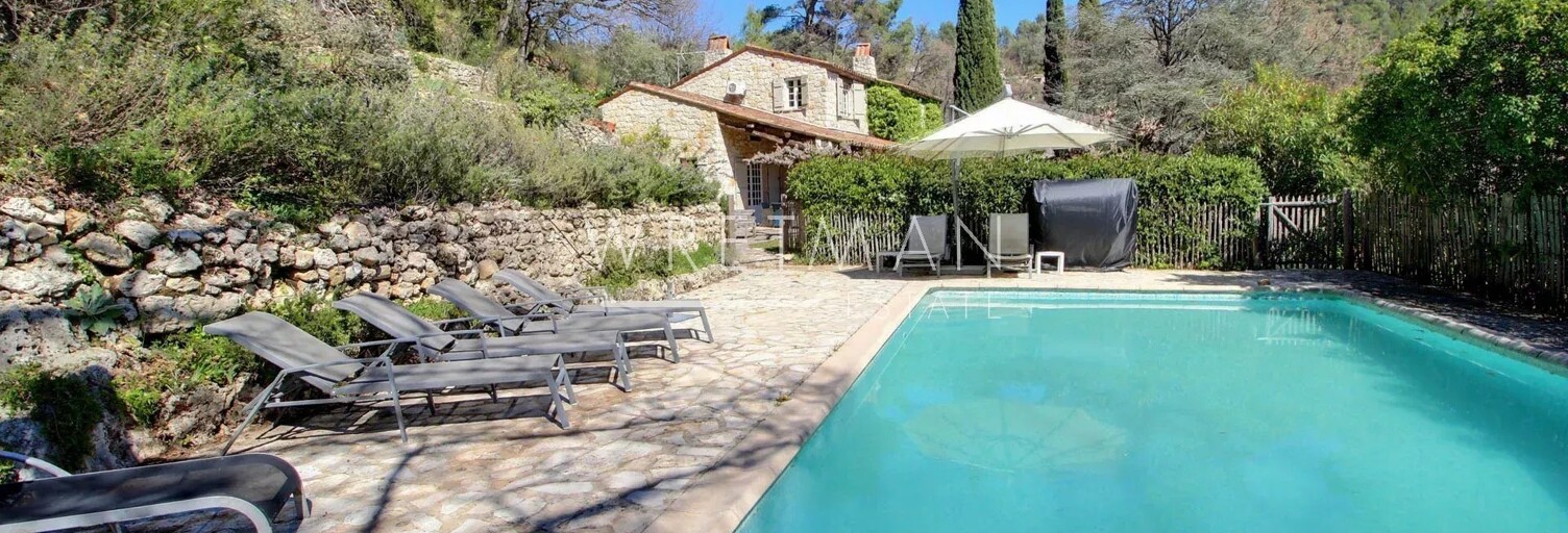 Maison 7 Pièces 206 m² à vendre à Tourrettes (83440)