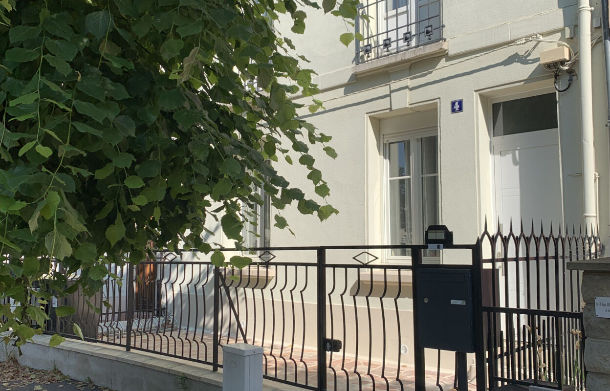 appartement 9 pièces 246 m2 à louer à Reims (51100)