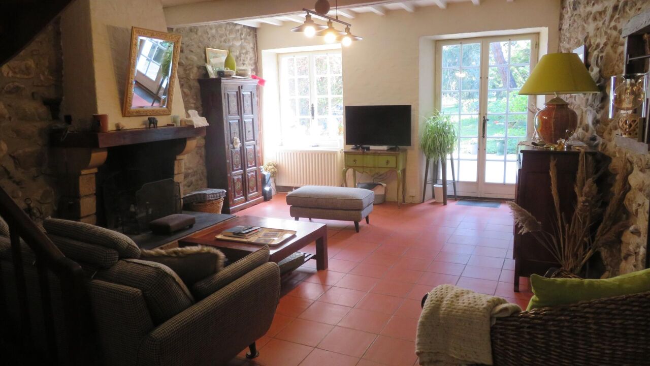 maison 6 pièces 160 m2 à vendre à Foix (09000)