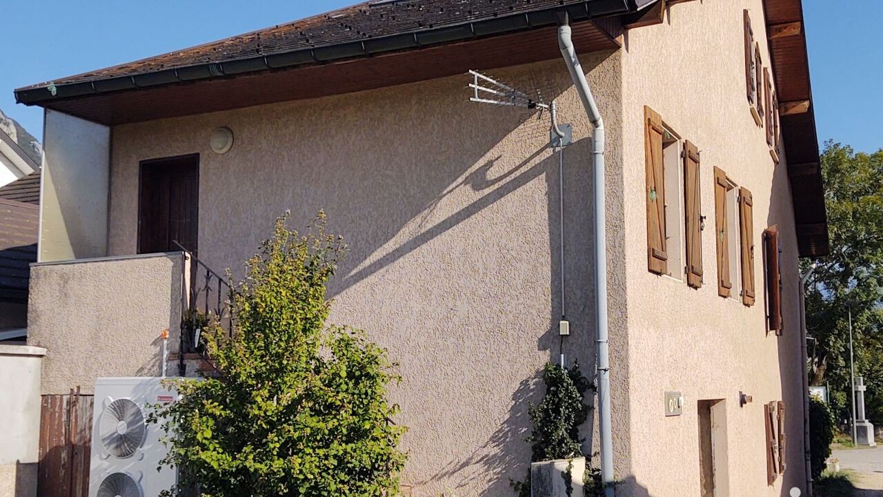 appartement 3 pièces 29 m2 à vendre à Porte-de-Savoie (73800)