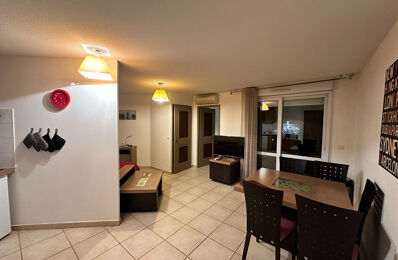 location appartement 840 € CC /mois à proximité de Auriol (13390)