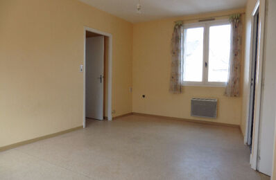location appartement 295 € CC /mois à proximité de Aurelle-Verlac (12130)