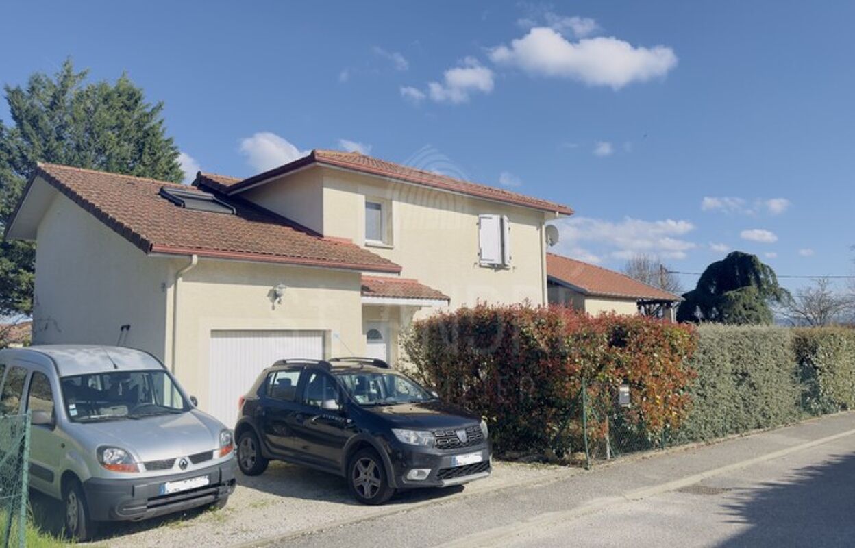 maison 5 pièces 123 m2 à vendre à La Côte-Saint-André (38260)