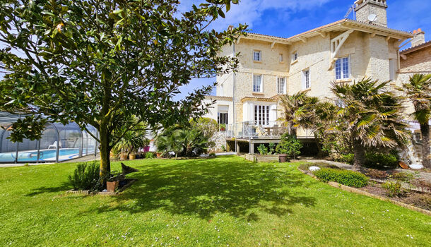 Villa / Maison 10 pièces  à vendre Royan 17200