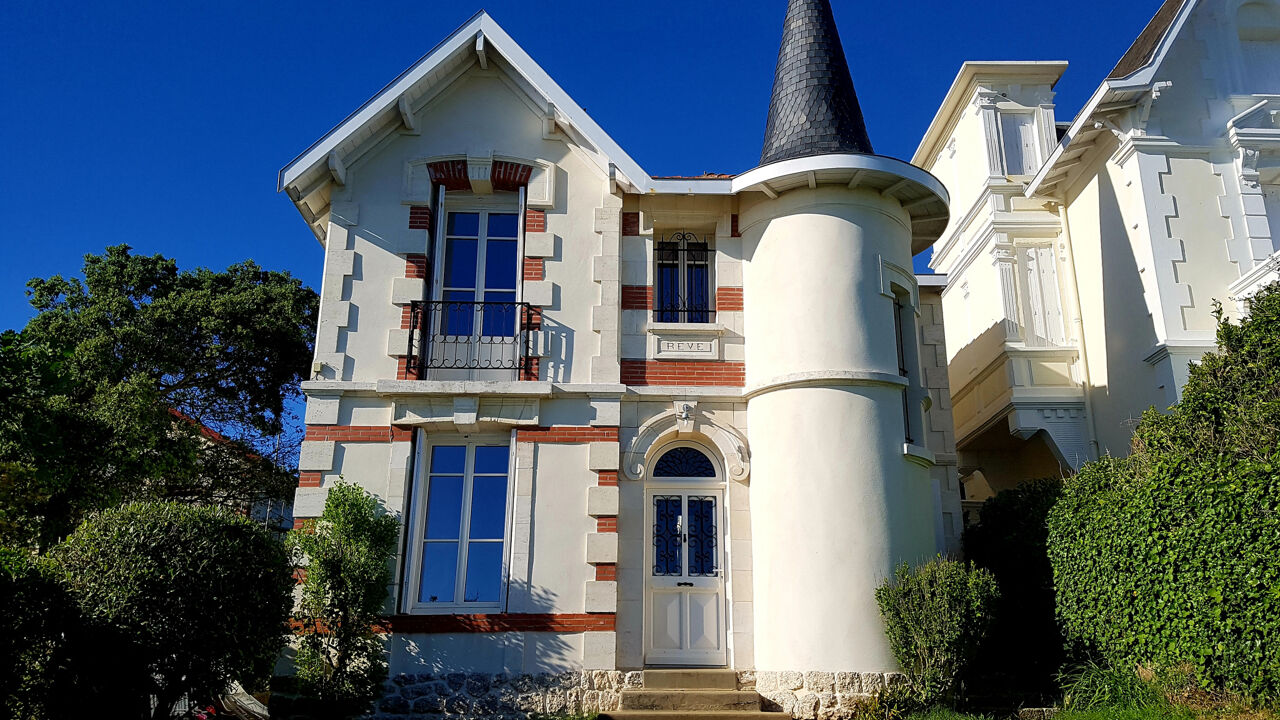 maison 8 pièces 155 m2 à vendre à Saint-Palais-sur-Mer (17420)