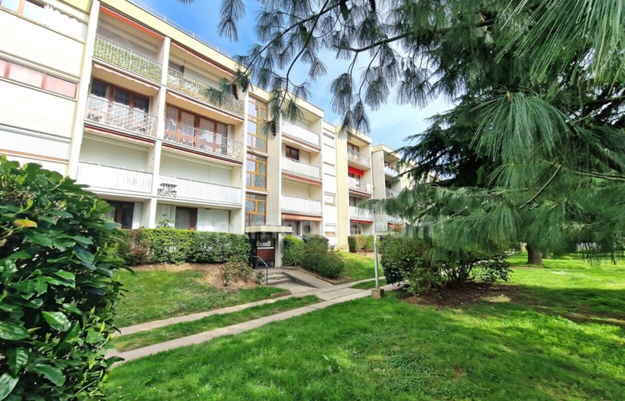 appartement 3 pièces 62 m2 à vendre à Chilly-Mazarin (91380)