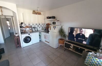 location appartement 654 € CC /mois à proximité de Aurons (13121)