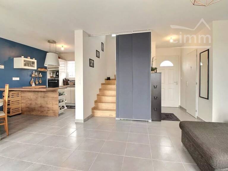 Maison T4 76 m² avec 3 chambres et jardin — photo 1