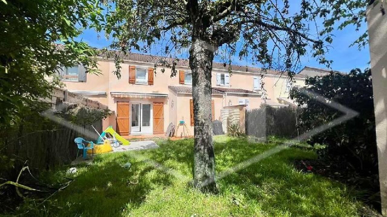 maison 5 pièces 82 m2 à vendre à Combs-la-Ville (77380)