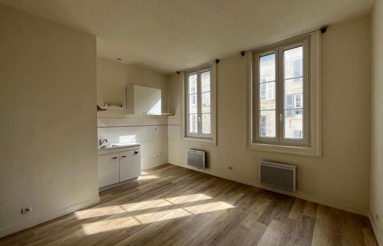 immeuble  pièces 155 m2 à vendre à La Rochelle (17000)