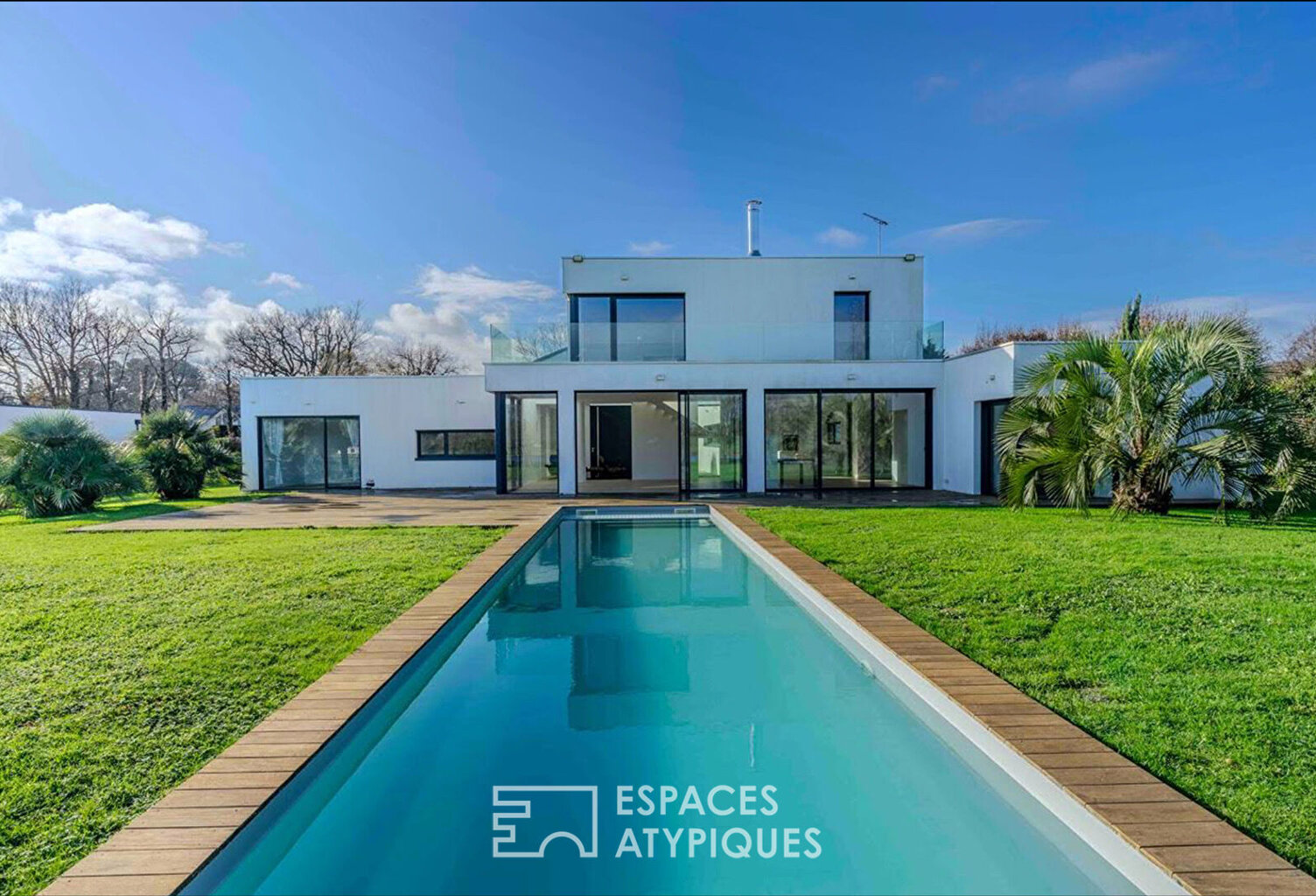 La sublime contemporaine avec sa vue privilégiée sur le Golf — photo 1