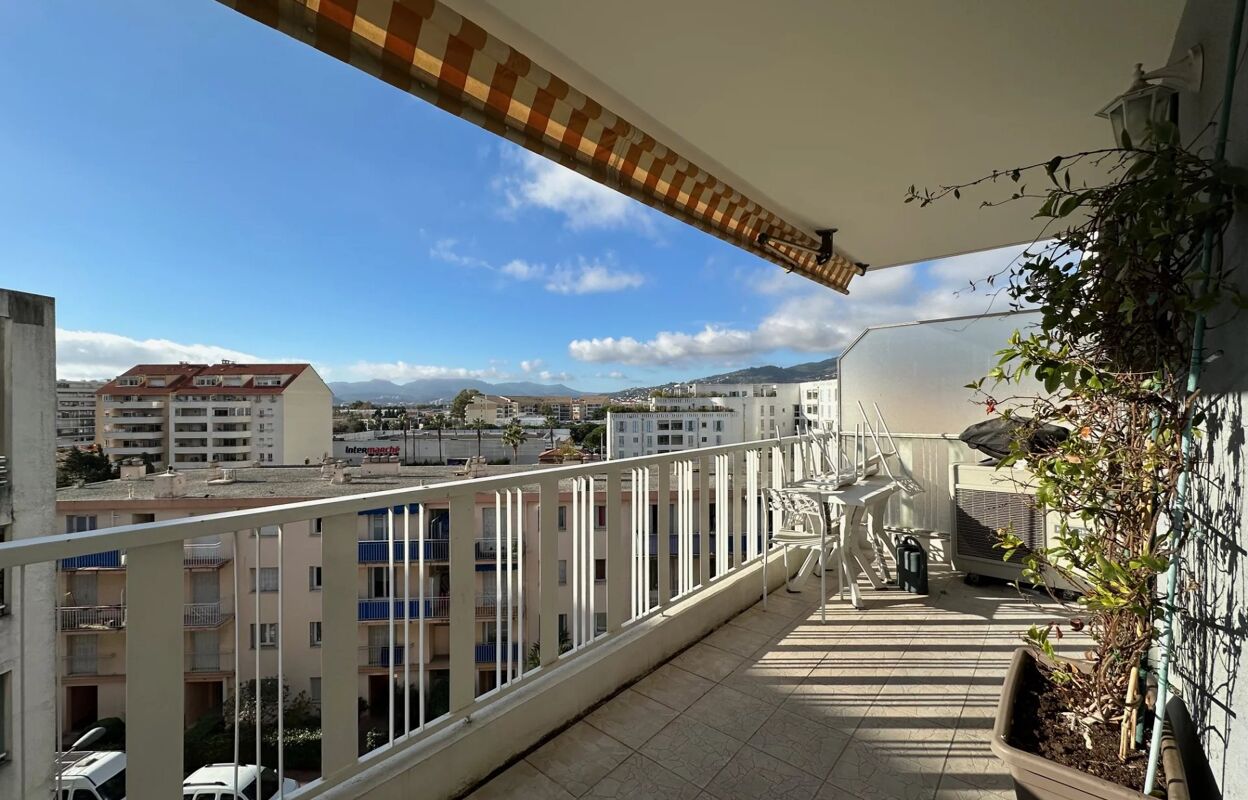 appartement 3 pièces 56 m2 à vendre à Cannes (06400)