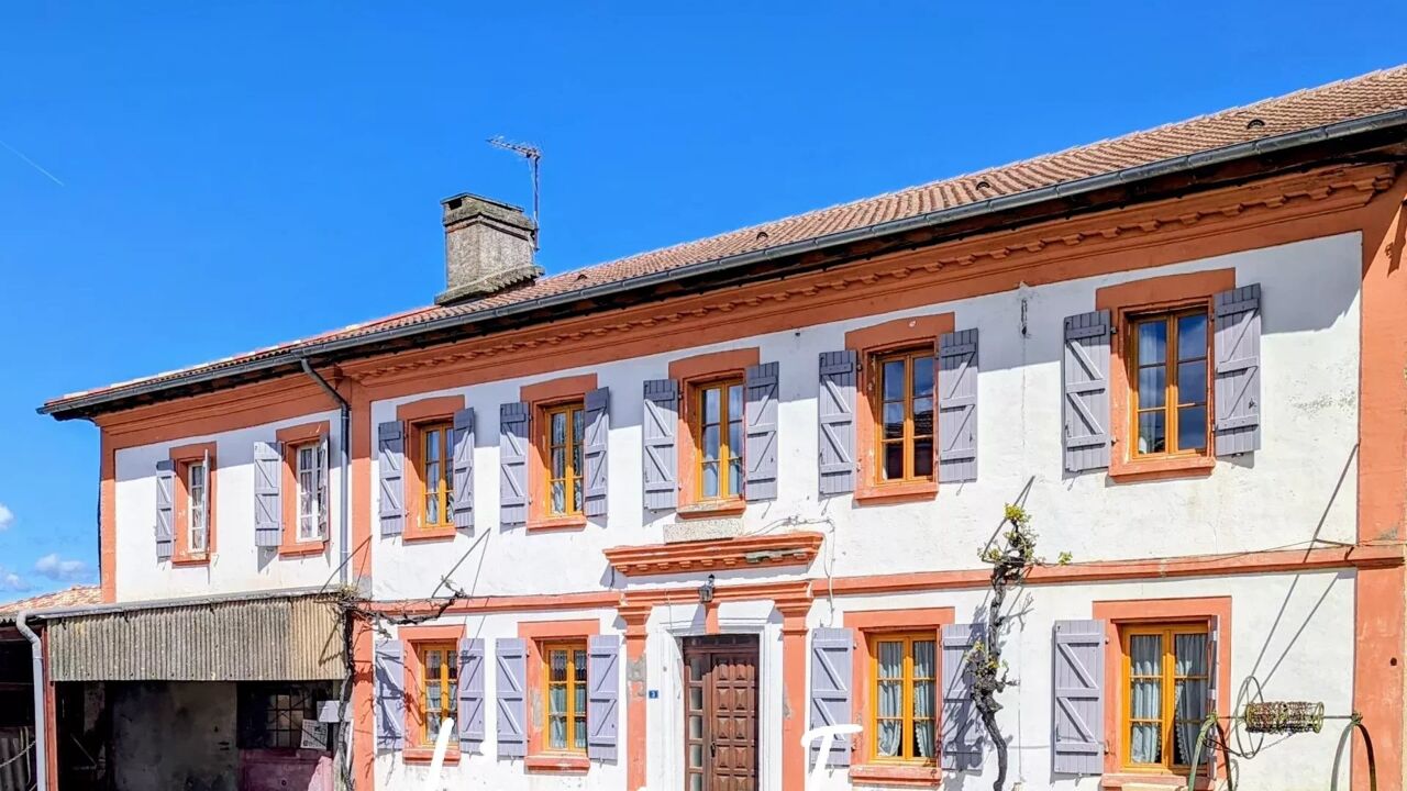 maison 6 pièces 219 m2 à vendre à Monblanc (32130)