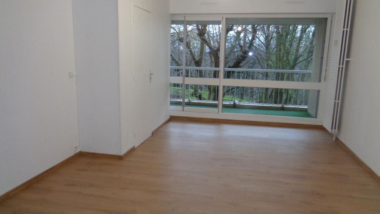 appartement 5 pièces 87 m2 à vendre à Pontoise (95000)