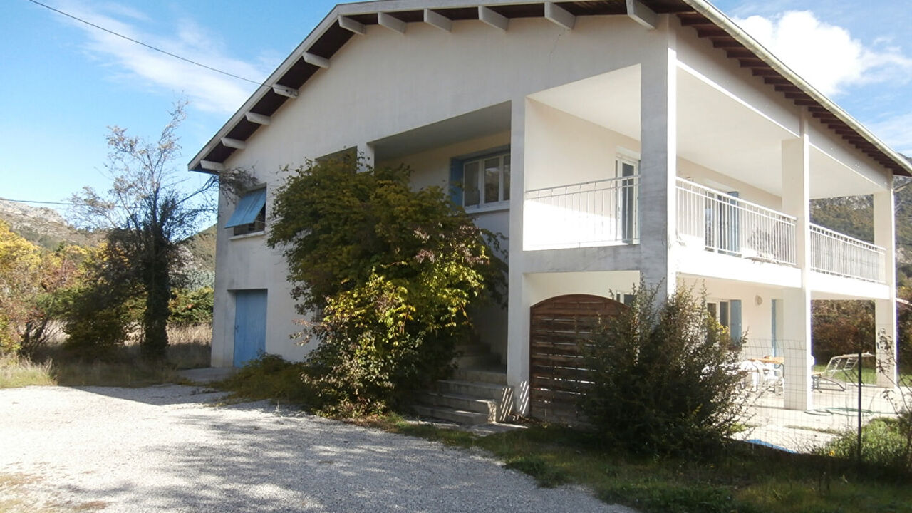 maison 9 pièces 182 m2 à vendre à Serres (05700)