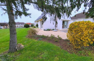 vente maison 220 500 € à proximité de Saint-Amand-Longpré (41310)