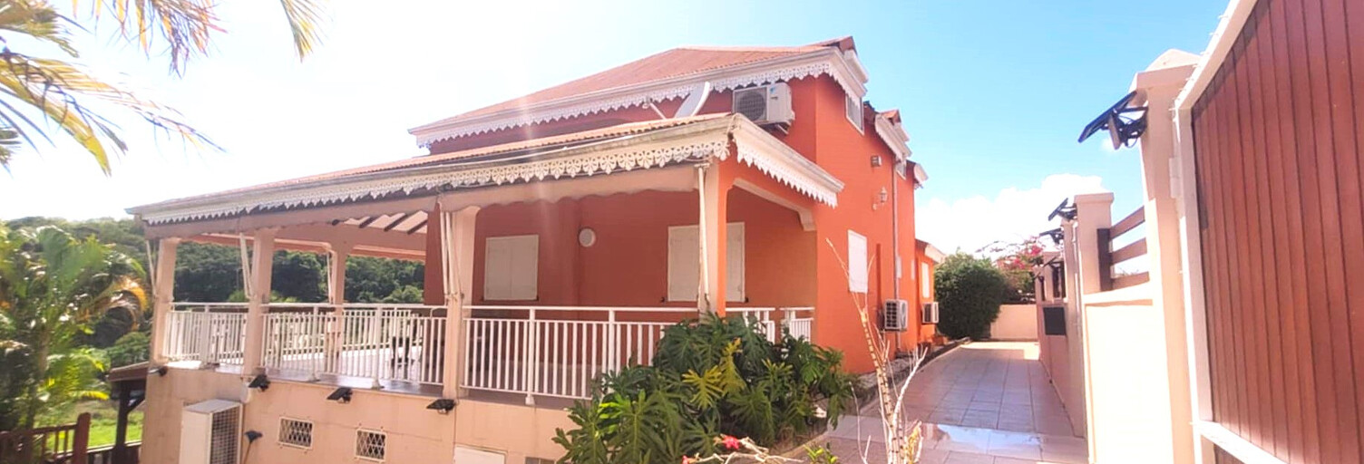 Maison 7 Pièces 250 m² à vendre à Sainte-Anne (97180)