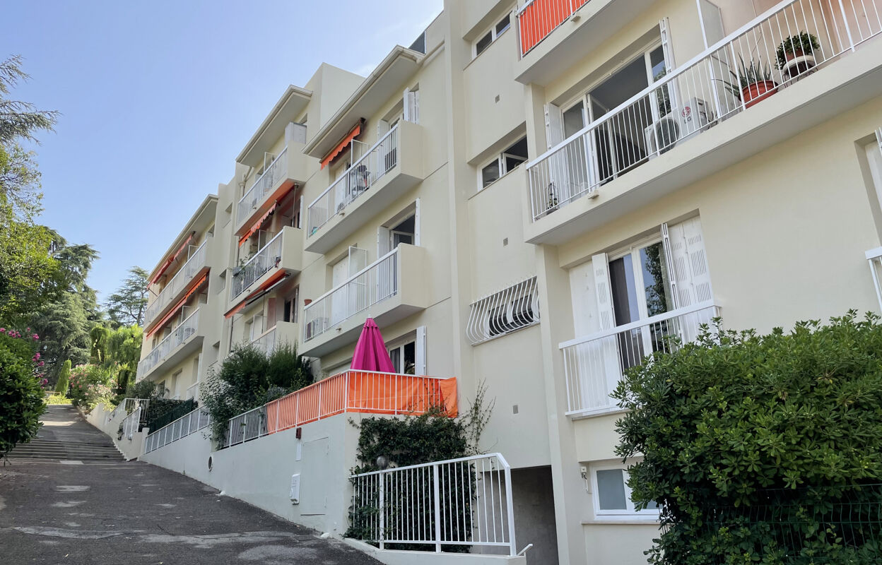 appartement 2 pièces 45 m2 à vendre à Nice (06200)