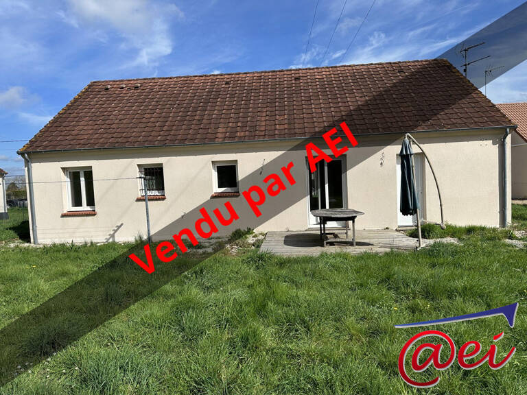 Maison de plain-pied récente T4 sur 800 m² de terrain — photo 1