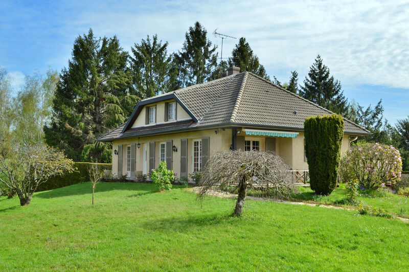 Villa / Maison 6 pièces  à vendre Louhans 71500