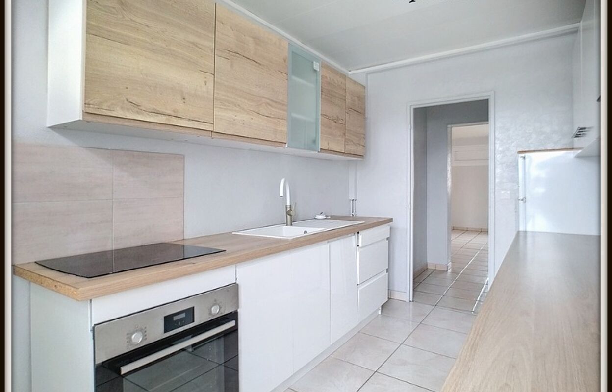 appartement 3 pièces 65 m2 à vendre à Châteauroux (36000)