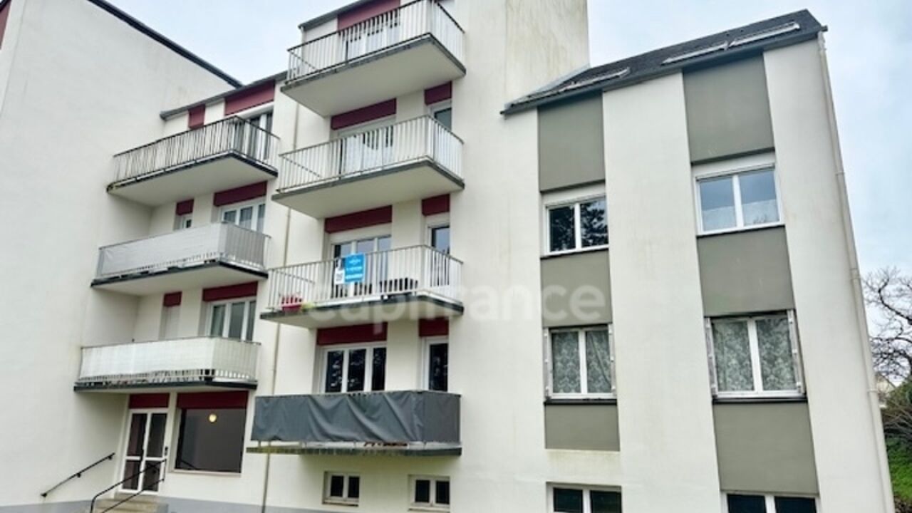 appartement 3 pièces 64 m2 à vendre à Carhaix-Plouguer (29270)