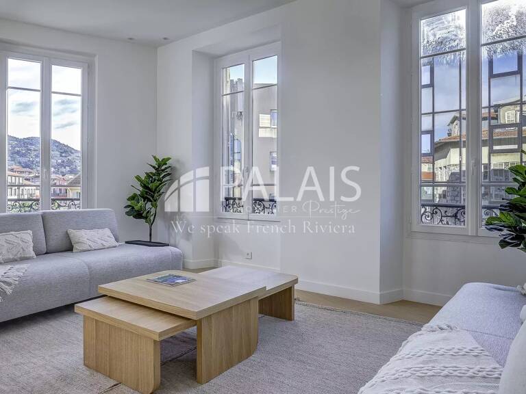 5P ENTIEREMENT RENOVE- AVANT DERNIER ETAGE — photo 1