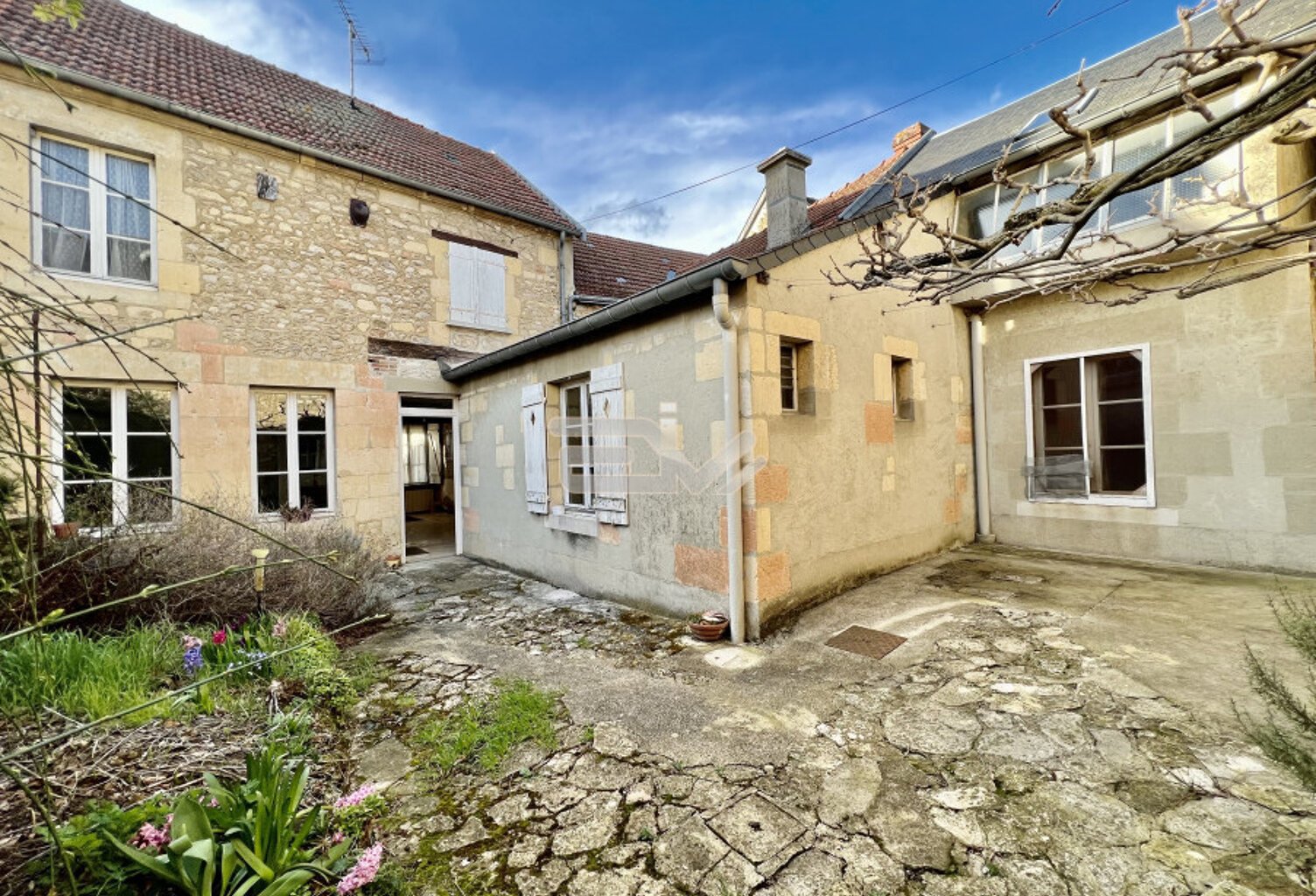 Très jolie maison ancienne avec appartement — photo 1