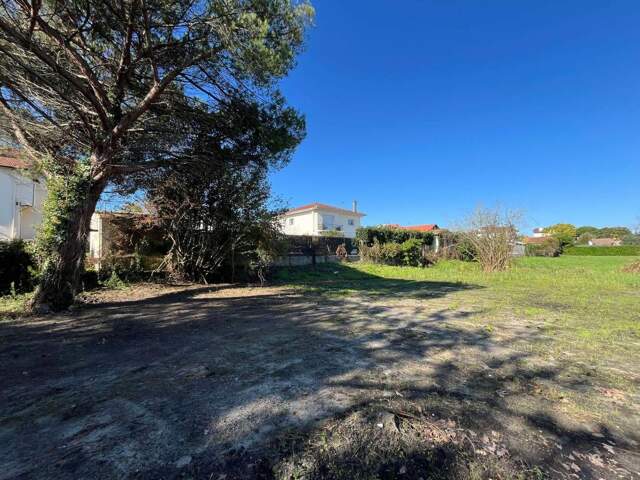Terrain 582m² DAX Lot 2 — photo du bien