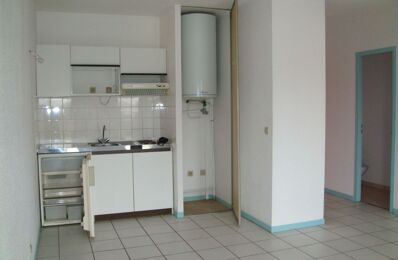 location appartement 410 € CC /mois à proximité de Saint-Pierre-du-Mont (40280)