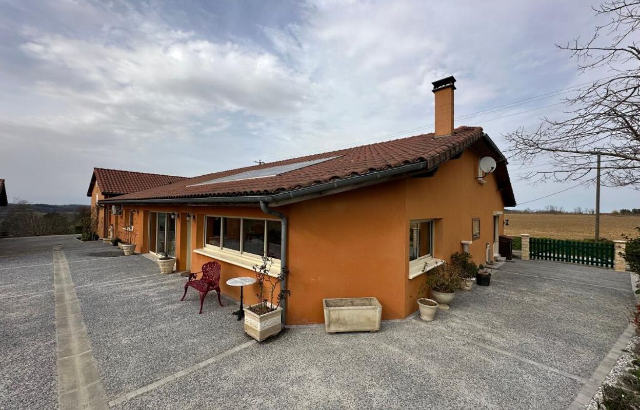 maison 5 pièces 310 m2 à vendre à Riscle (32400)