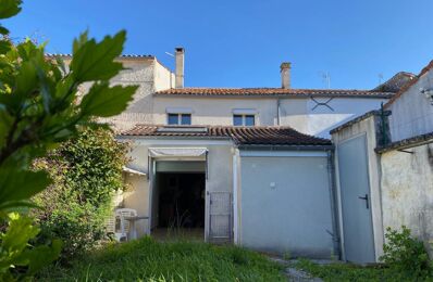 vente maison 169 999 € à proximité de Saint-Bris-des-Bois (17770)
