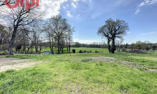 Terrain  2655 m² à vendre à Saint-Étienne-de-Vicq (03300)