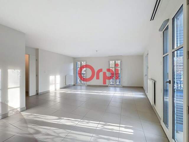 Appartement Vichy 2 pièce(s) 64.3 m² — photo du bien
