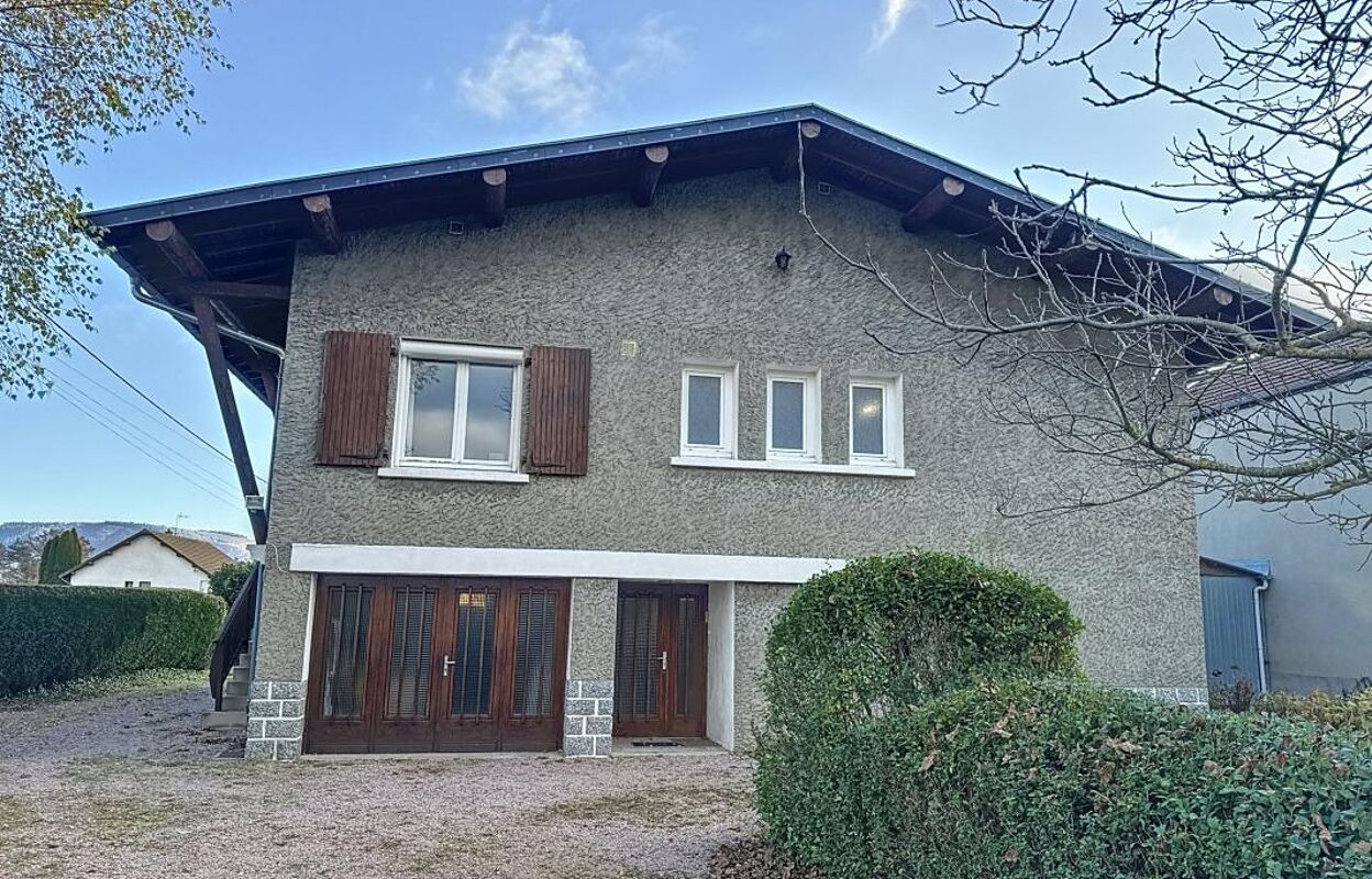 maison 5 pièces 145 m2 à vendre à Le Mayet-de-Montagne (03250)