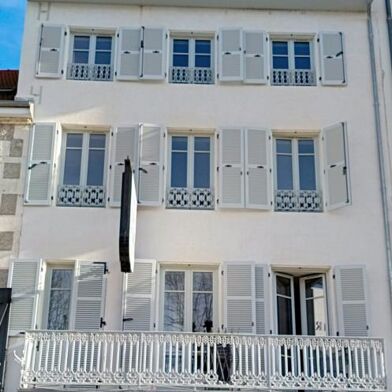 Immeuble  840000 €