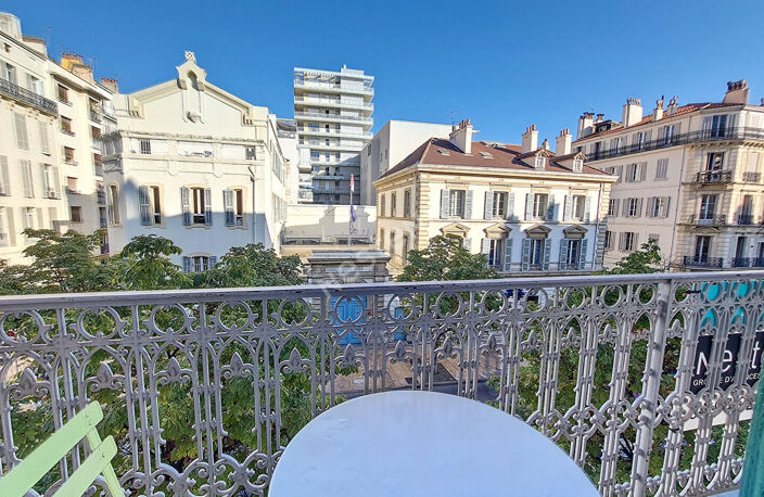 Toulon haute ville Avenue Vauban — photo 3