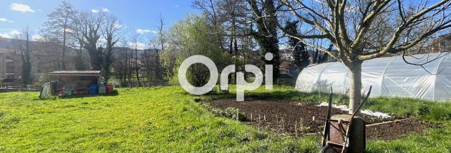 Terrain  574 m² à vendre à Sainte-Foy-l'Argentière (69610)