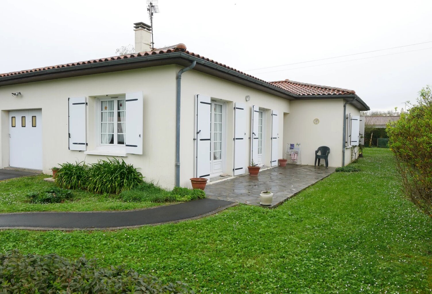Maison de plain-pied à AIGREFEUILLE D'AUNIS — photo 1