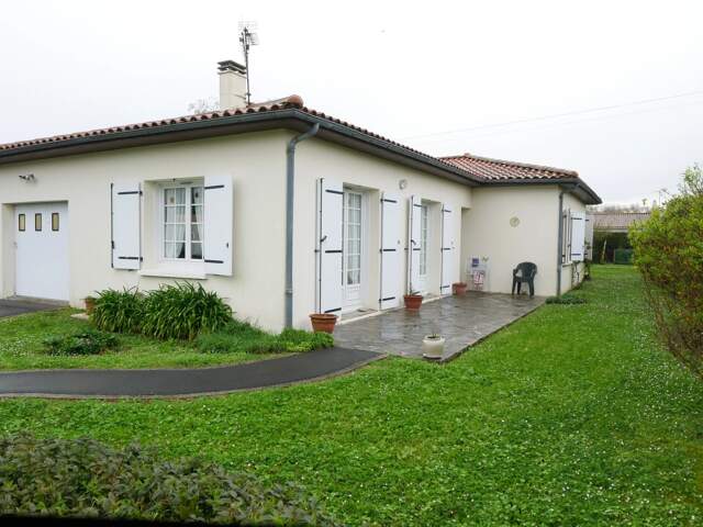 Maison de plain-pied à AIGREFEUILLE D'AUNIS — photo du bien
